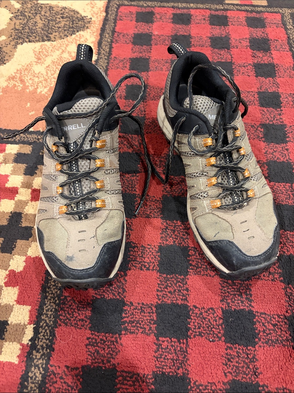 Men’s Merrell hiking shoes
